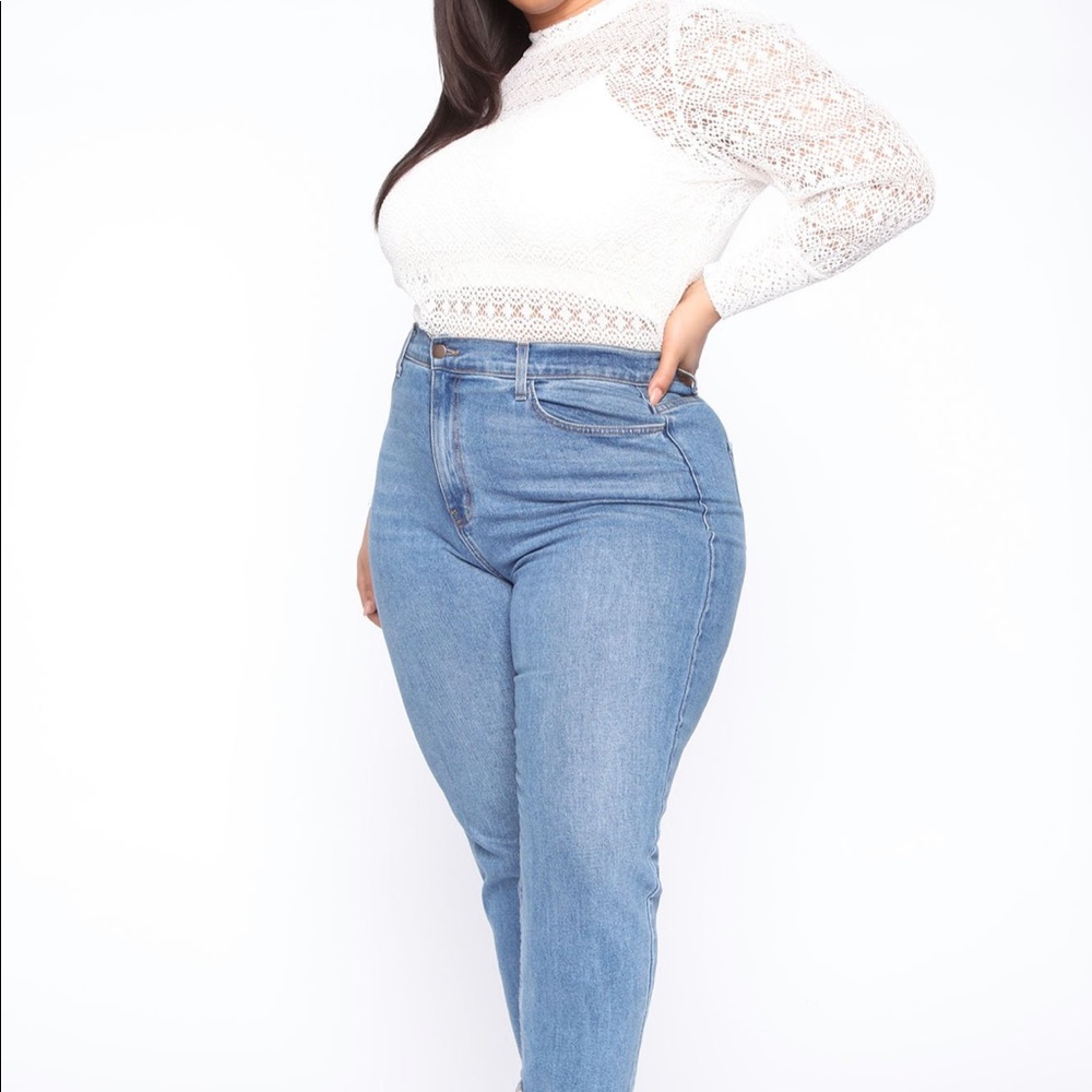 ❤️‍🔥LAST ONE!! Fashion Nova  Lace Top - Picture 2 of 5